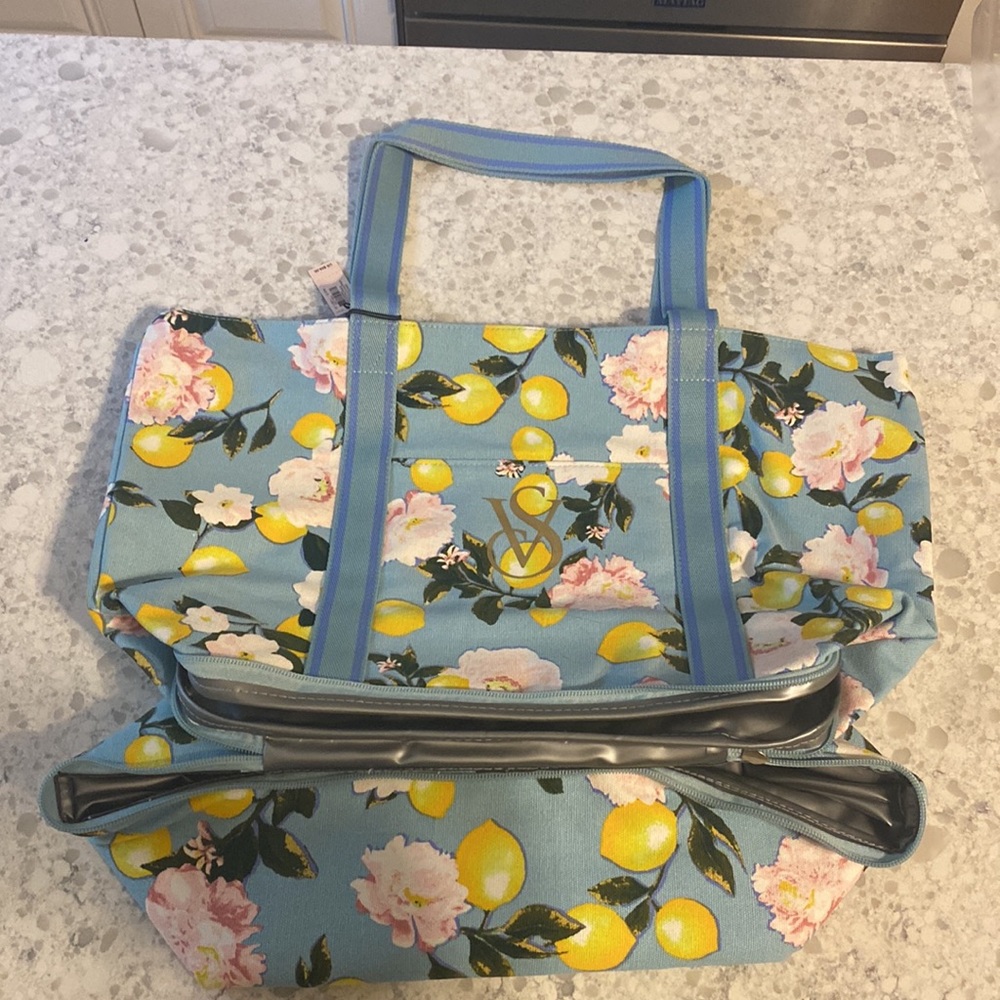 NWT Victoria’s Secret swim cooler tote bag light blue /yellow - Picture 7 of 13